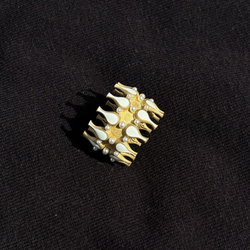 Yuhuchun Vase Ring