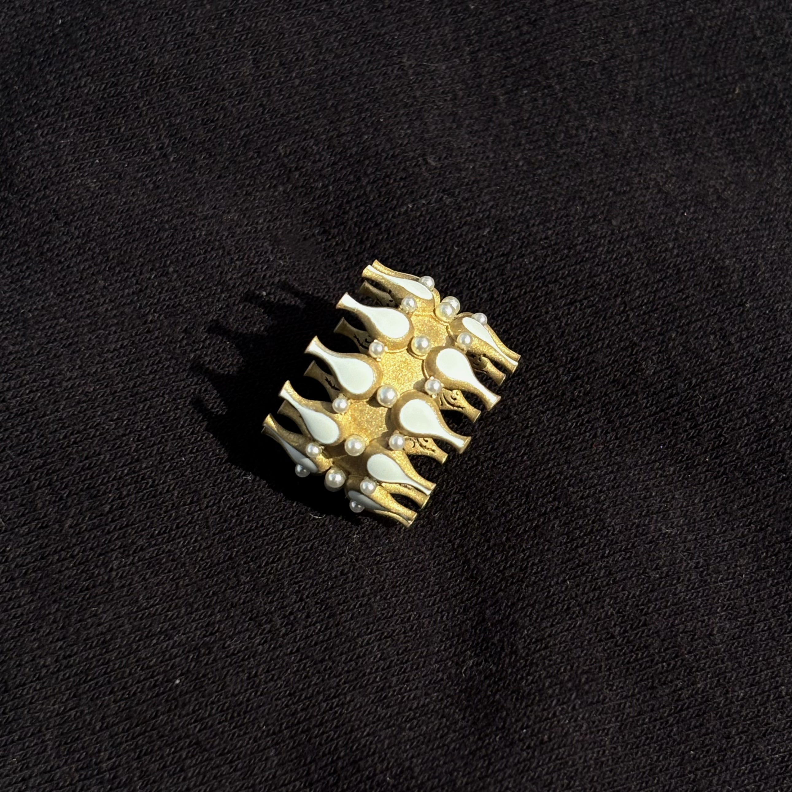 Yuhuchun Vase Ring