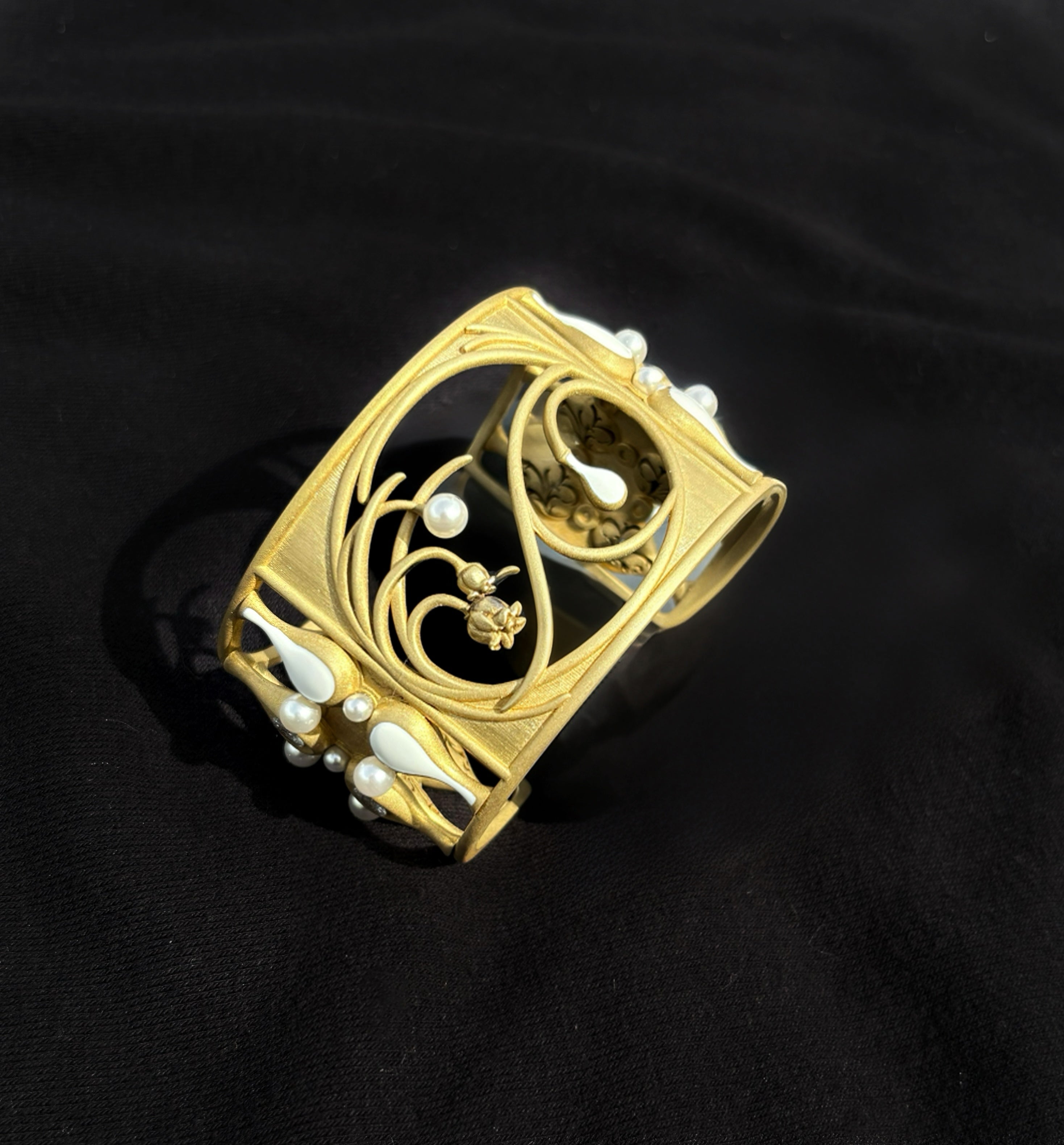 Lily of the Valley Yuhuchun Vase Cuff Bracelet